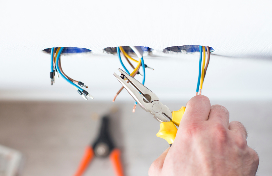 Je réalise une installation électrique de base