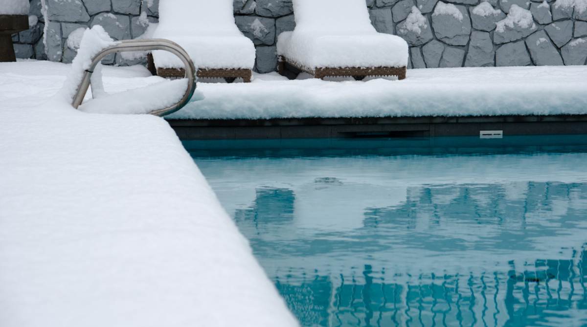 Hivernage de piscine : mode d’emploi